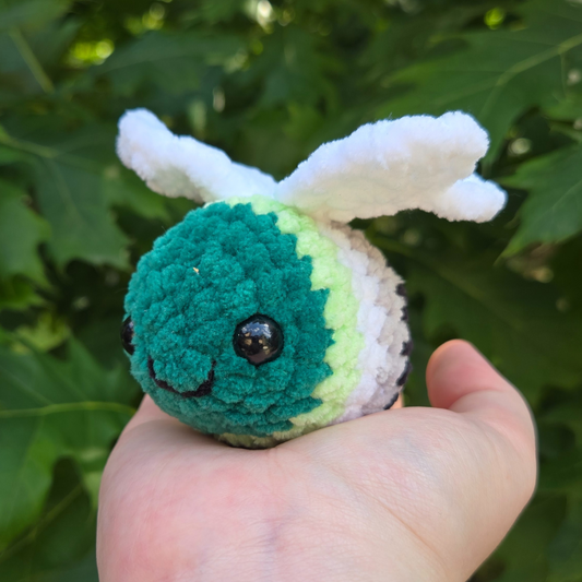 Aromantic Pride Bee Crochet Plushie - Misfit Item
