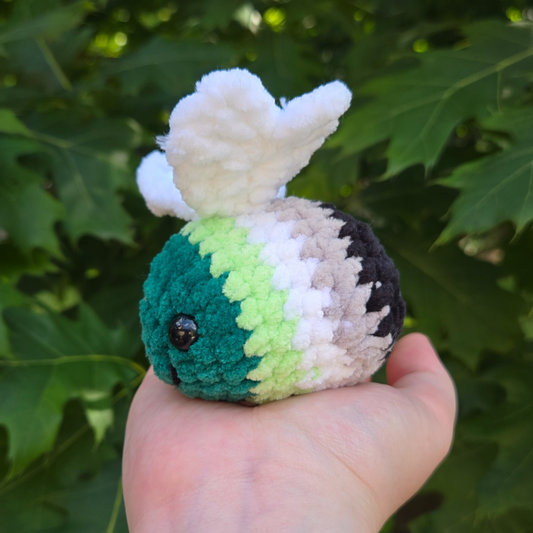 Aromantic Pride Bee Crochet Plushie - Misfit Item