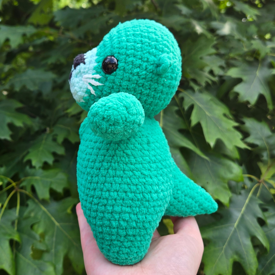 Green Otter Crochet Plushie - Misfit Item
